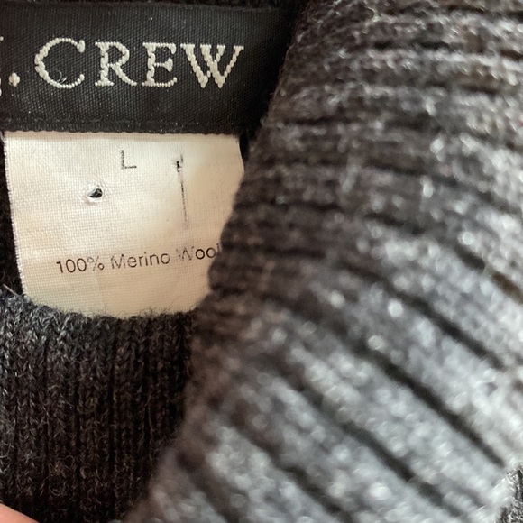 J crew. Marino wool. Charcoal grey. Large. - Picture 2 of 2